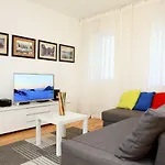 Le Monde Apartment